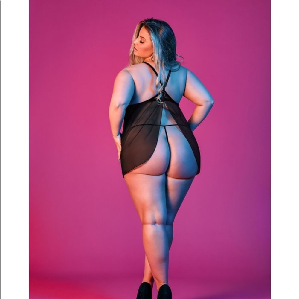 Plus Size Lingerie (Red)